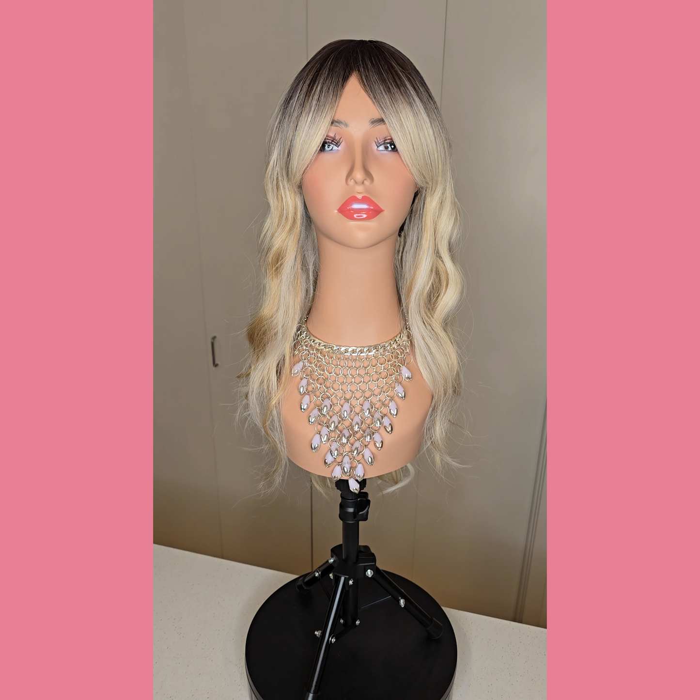 "Mary" Realistic Wear & Go Wig
